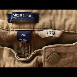 Cute and comfy stretchy jeans size 20 W Bandolino-khaki green